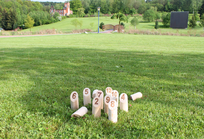  mölkky-amigo-holzspielzeug-outdoor