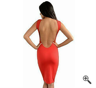 Extrem tiefer Rückenusschnitt Kleid